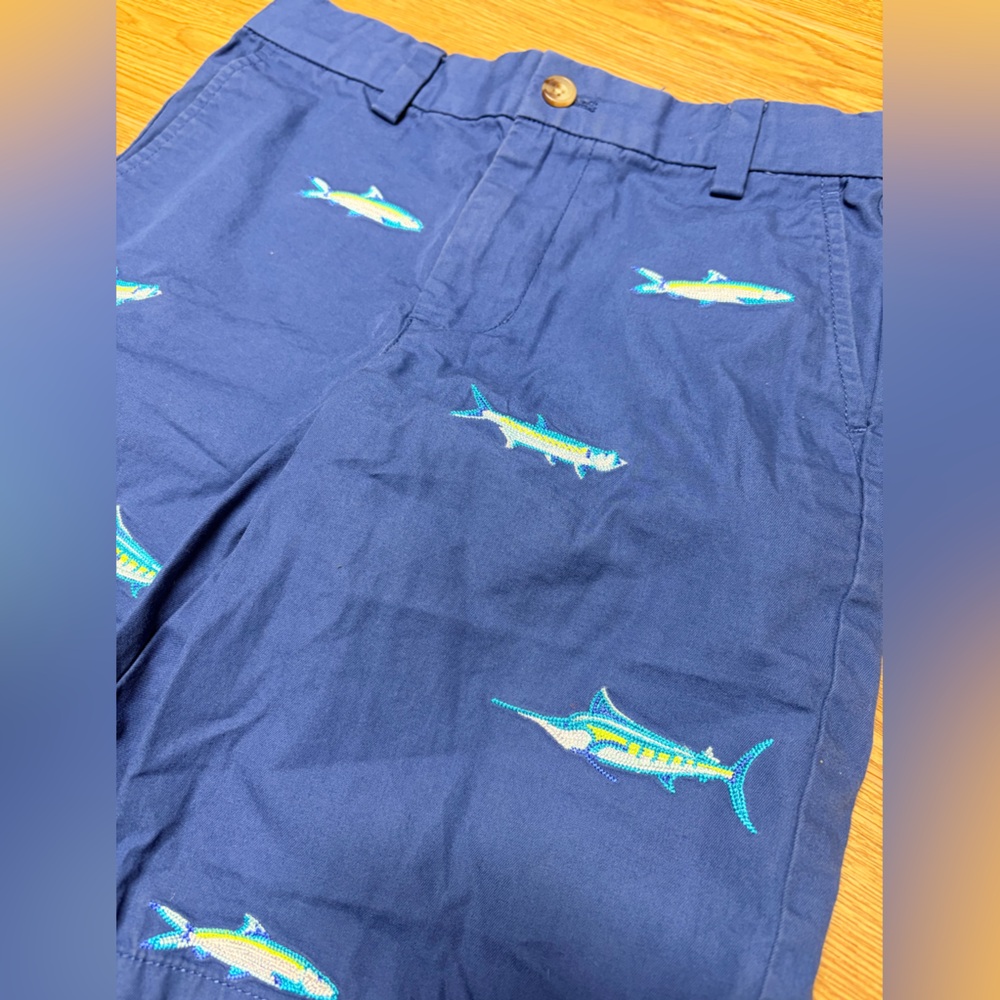 Vineyard Vines Boys Embroidered Chino Shorts Blue Marlin Fish Size 8 - Picture 2 of 4